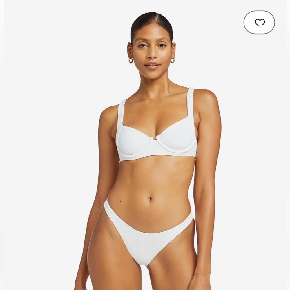 Size M/8 and L/10 Top • Vitamin A White EcoRib Demi Underwire Bikini Top